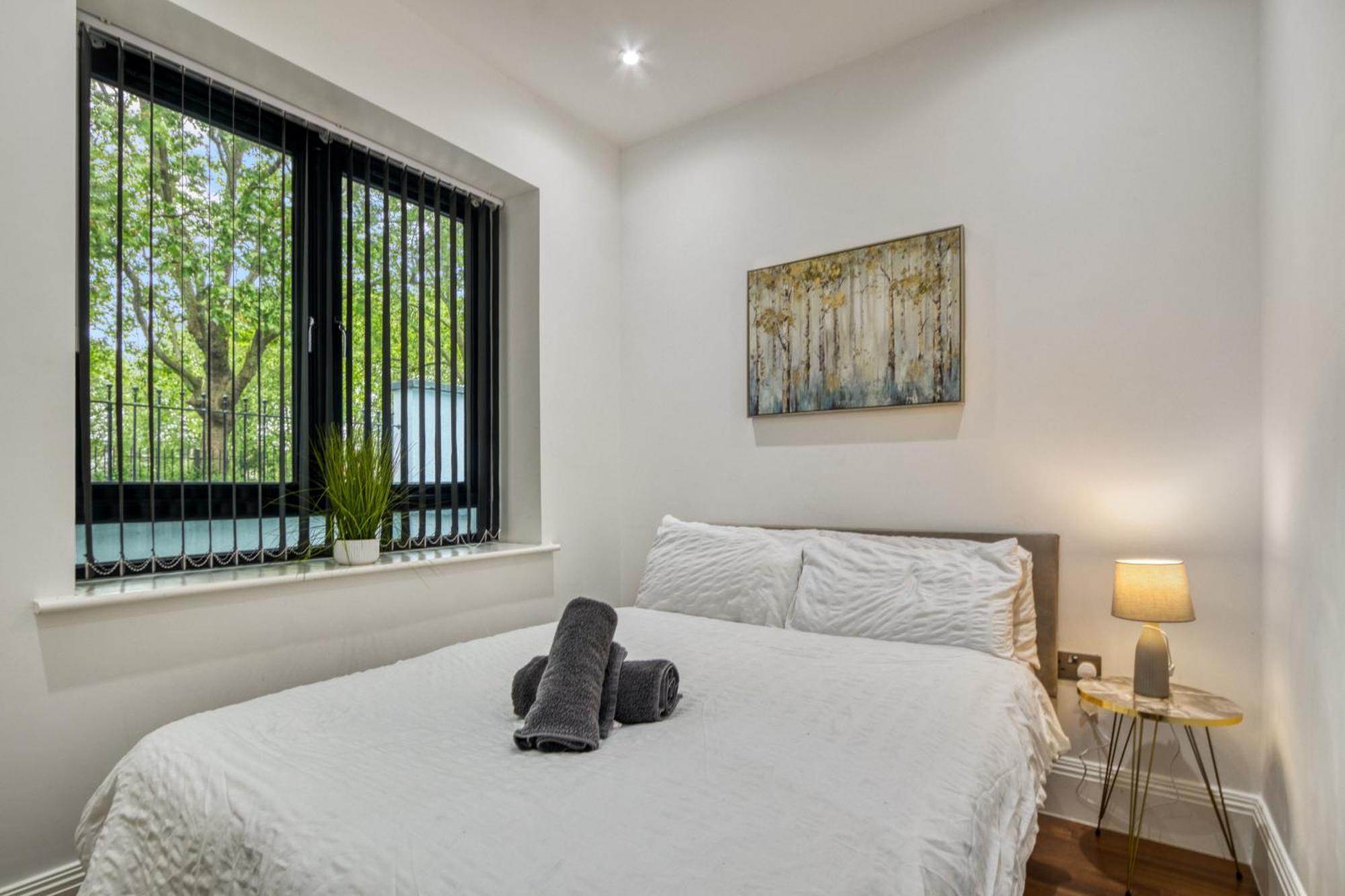 2 Bed 2 Bath Balcony View Wimbledon Tennis Villa ลอนดอน ภายนอก รูปภาพ