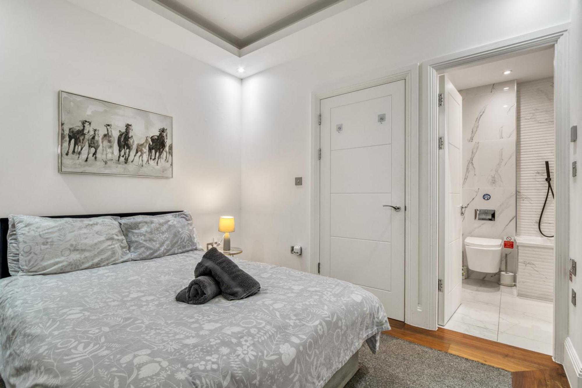 2 Bed 2 Bath Balcony View Wimbledon Tennis Villa ลอนดอน ภายนอก รูปภาพ
