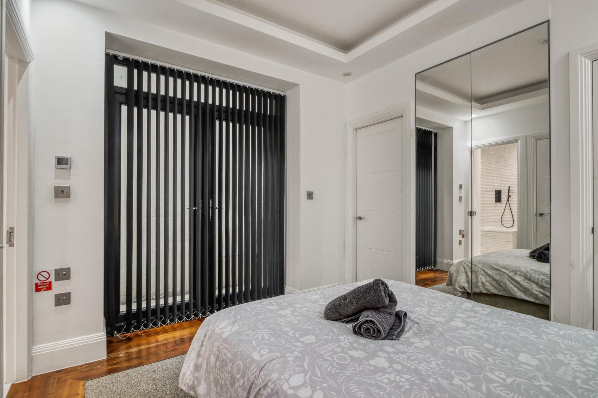 2 Bed 2 Bath Balcony View Wimbledon Tennis Villa ลอนดอน ภายนอก รูปภาพ