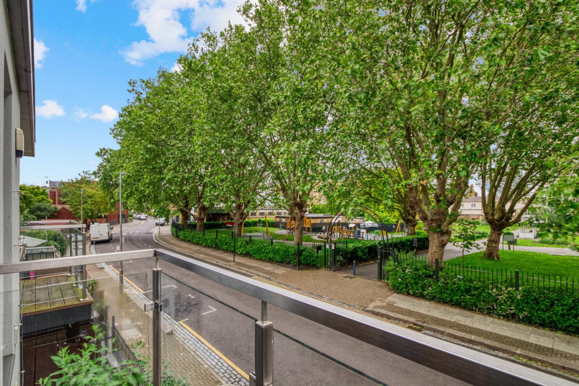 2 Bed 2 Bath Balcony View Wimbledon Tennis Villa ลอนดอน ภายนอก รูปภาพ